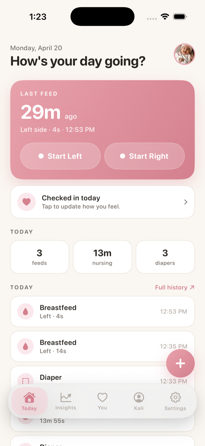 Latchly home screen: last feed card, today's stats, and breastfeed timeline