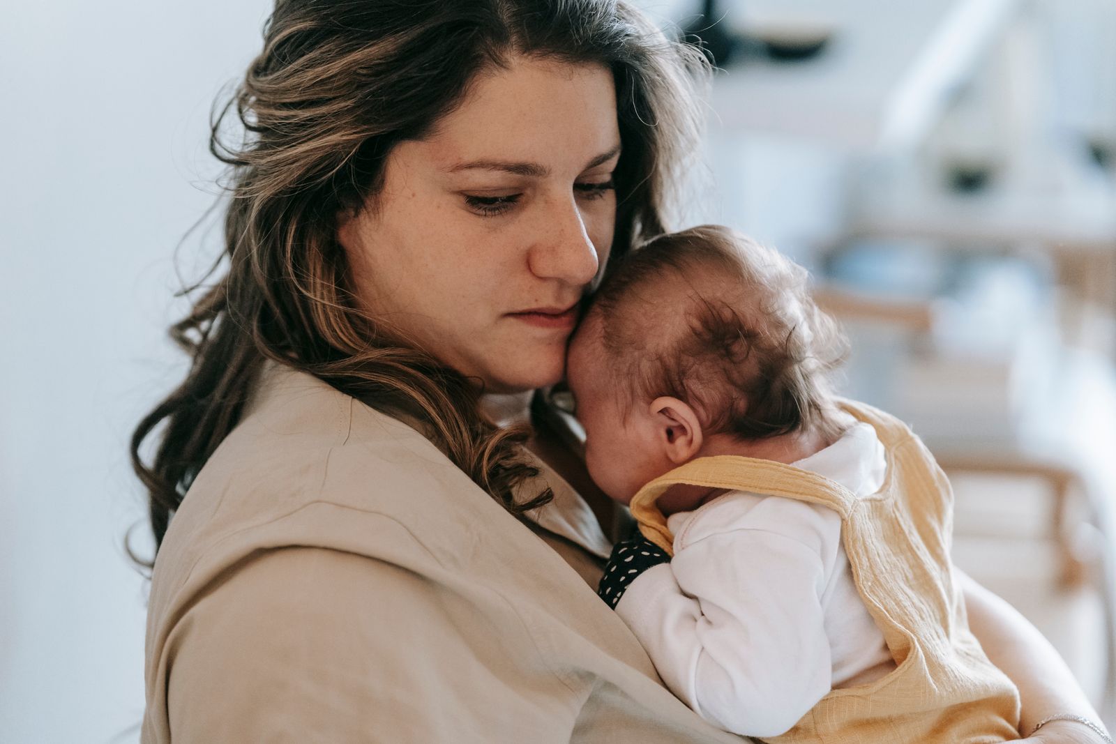 Baby Spit Up vs Reflux: How Much Is Actually Normal?