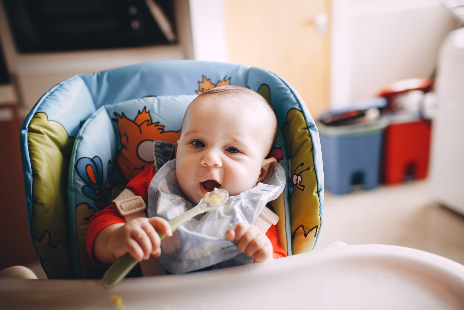 Starting Solids: 5 Signs Your Baby Is Ready to Eat